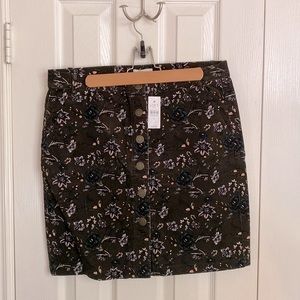 NWT LOFT CORDUROY SKIRT SIZE 10